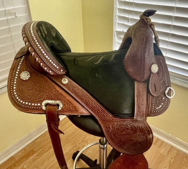Circle Y Tammy Fischer Treeless Barrel Saddle
