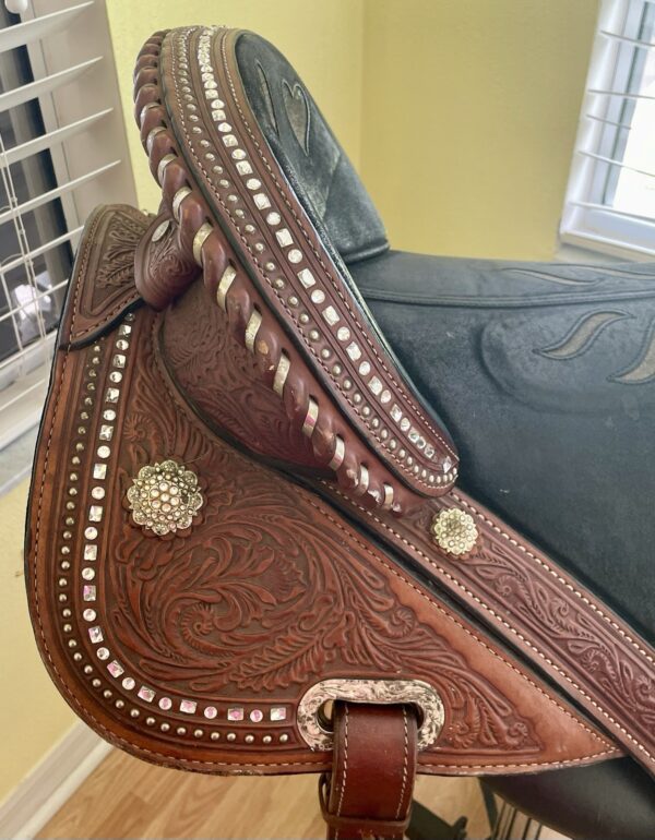Circle Y Tammy Fischer Treeless Barrel Saddle
