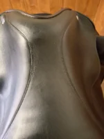 Used 16.5" Dresch Dressage Saddle - Image 5