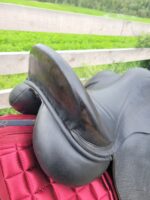 Used Custom Advantage 17.5" Dressage Saddle - Image 8