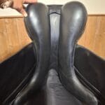 Used 18" Custom Advantage R Dressage Saddle - Image 5