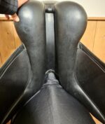 Used 19" Pariani Dressage Saddle - Image 5
