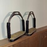 Used Fillis Flex Stirrup Irons - Image 2