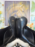 17.5” Ideal Suzannah Dressage Saddle - Image 8