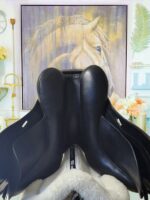 17.5” Regal Dressage Saddle - Image 5