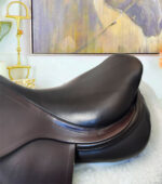 17” Kentaur Triton Jump Saddle - Image 4
