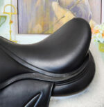 17” Equipe Elegance Dressage Saddle - Image 4