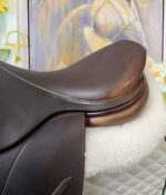 17.5” Childeric Model M Jump Saddle - Image 4