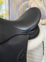 17.5” Schleese Synergy Dressage Saddle - Image 7