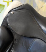 17” Mondega Valencia Dressage Saddle - Image 3