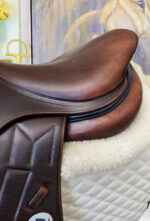 17.5” Beautiful Meyer Selles Jumping Saddle - Image 4