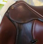 17” Lovas Lagos Monoflap Dressage Saddle Package - Image 4
