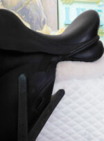 17.5” NSC Rhomeo Dressage Saddle - Image 7