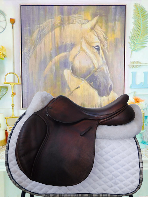 17” County Innovation Jump Saddle - 1 17” County Innovation Jump Saddle - Image 1