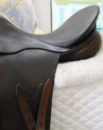 17” Brown Passier Grand Gilbert Dressage Saddle - Image 4