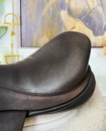 17.5” Black Country Maelstrom Jump Saddle - Image 4