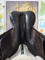 17.5” Black Country Maelstrom Jump Saddle - Image 9