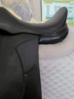 17” Prestige Galileo Dressage Saddle - Image 4