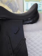 17.5” Harry Dabbs/ Jaguar Dressage Saddle! - Image 7