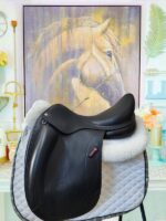 17.5” Equipe Olympia Monoflap Dressage Saddle