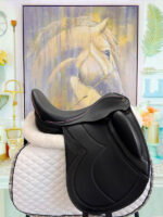 18” Lovas Legato Dressage saddle - Image 2