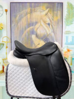 17.5” Schleese Dressage Saddle - Image 2