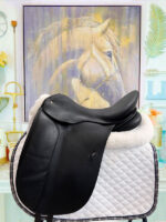 17.5” Schleese Dressage Saddle