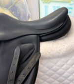 17″ Childeric Monoflap Jump Saddle - Image 7