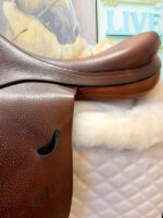 17.5” Equipe Emporio Jump Saddle - Image 4