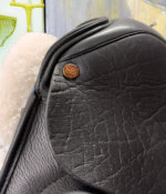 17.5” NSC Rhomeo Monoflap Dressage Saddle - Image 3