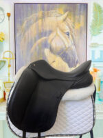 17.5” Schleese Wave Dressage Saddle
