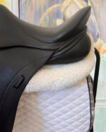 17.5” Schleese Wave Dressage Saddle - Image 4
