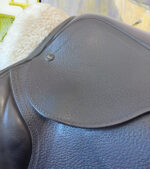 Gorgeous 17.5” Ideal French Debut Jump Saddle - Image 3