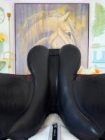 Gorgeous 17.5” Ideal French Debut Jump Saddle - Image 9