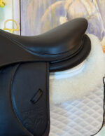16.5" Voltaire Palm Beach Jump Saddle Package - Image 5
