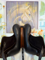 17.5” Custom Wolfgang Solo II Dressage Saddle - Image 9