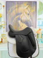 17.5” Lovas Liberty Monoflap Dressage Saddle (MW) - Image 2