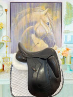 17.5” Wide Lovas Liberty Monoflap Dressage Saddle - Image 2