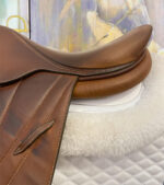 16.5” Butet Model M Jump Saddle - Image 4