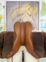 16.5” Butet Model M Jump Saddle - Image 9