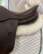 17.5” 3A Antares Signature Jump Saddle - Image 4