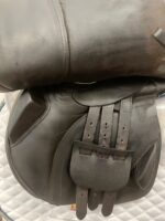 17” Ideal French Debut Jump Saddle - Image 7