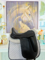 17.5” NSC Rhomeo Monoflap Dressage Saddle - Image 2