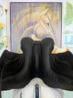 17.5” NSC Rhomeo Monoflap Dressage Saddle - Image 8