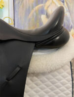 17.5” Black Country Eloquence Dressage Saddle - Image 4