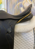 18.5” Zaldi Mot Dressage Saddle - Image 4