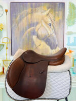 17.5” Mondega Jump Saddle