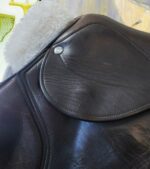 17.5” Frank Baines W Evolution Jump Saddle - Image 3
