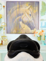 17.5” Equipe Viktoria Monoflap Dressage Saddle - Image 6