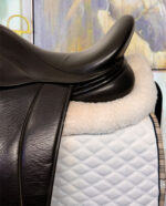 17.5” Frank Baines Unión Lux Monoflap Dressage Saddle - Image 4